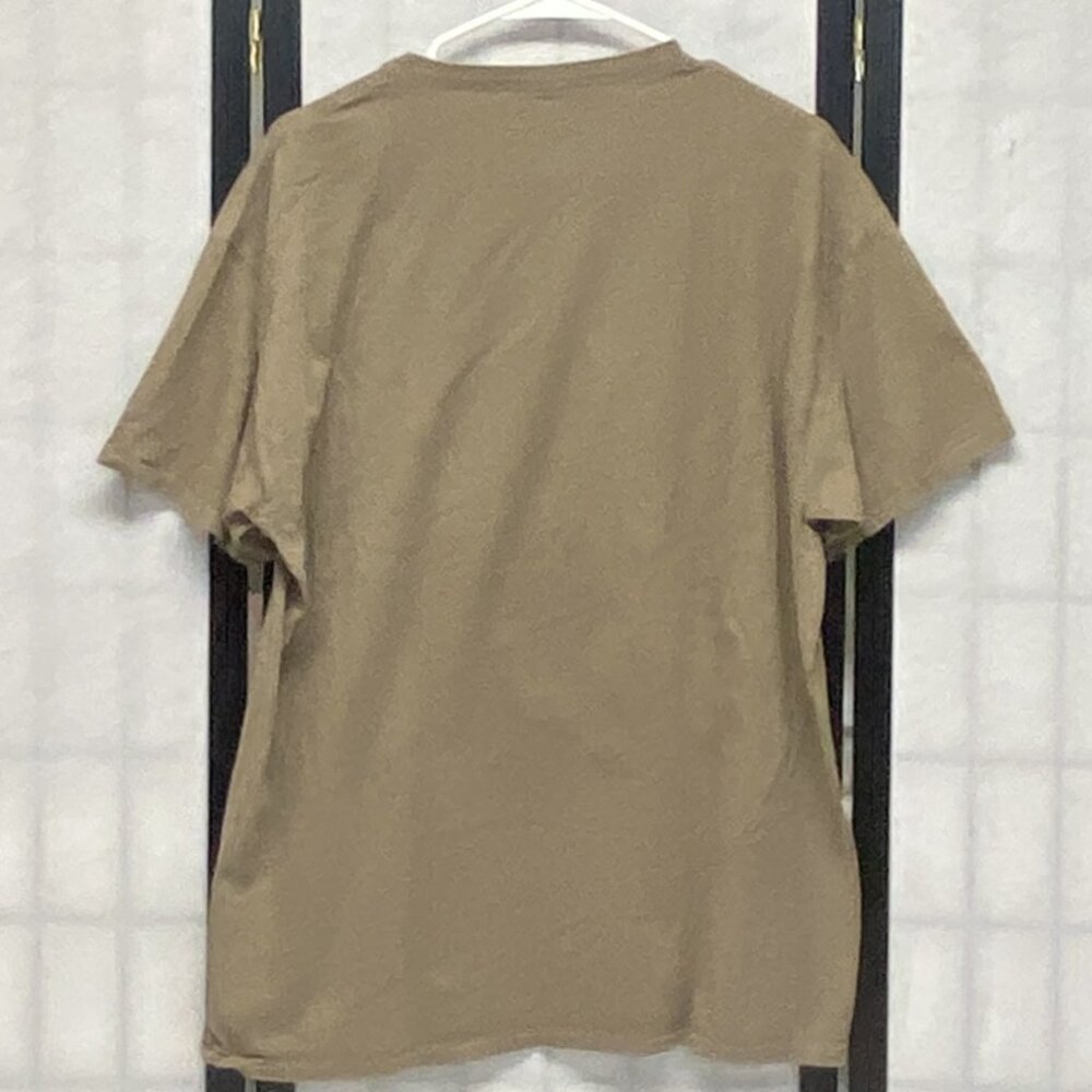 Celebrate Patriotic These Colors Don't Run Eagle Shield Graphic Tee Shirt Tan XL - Picture 2 of 10